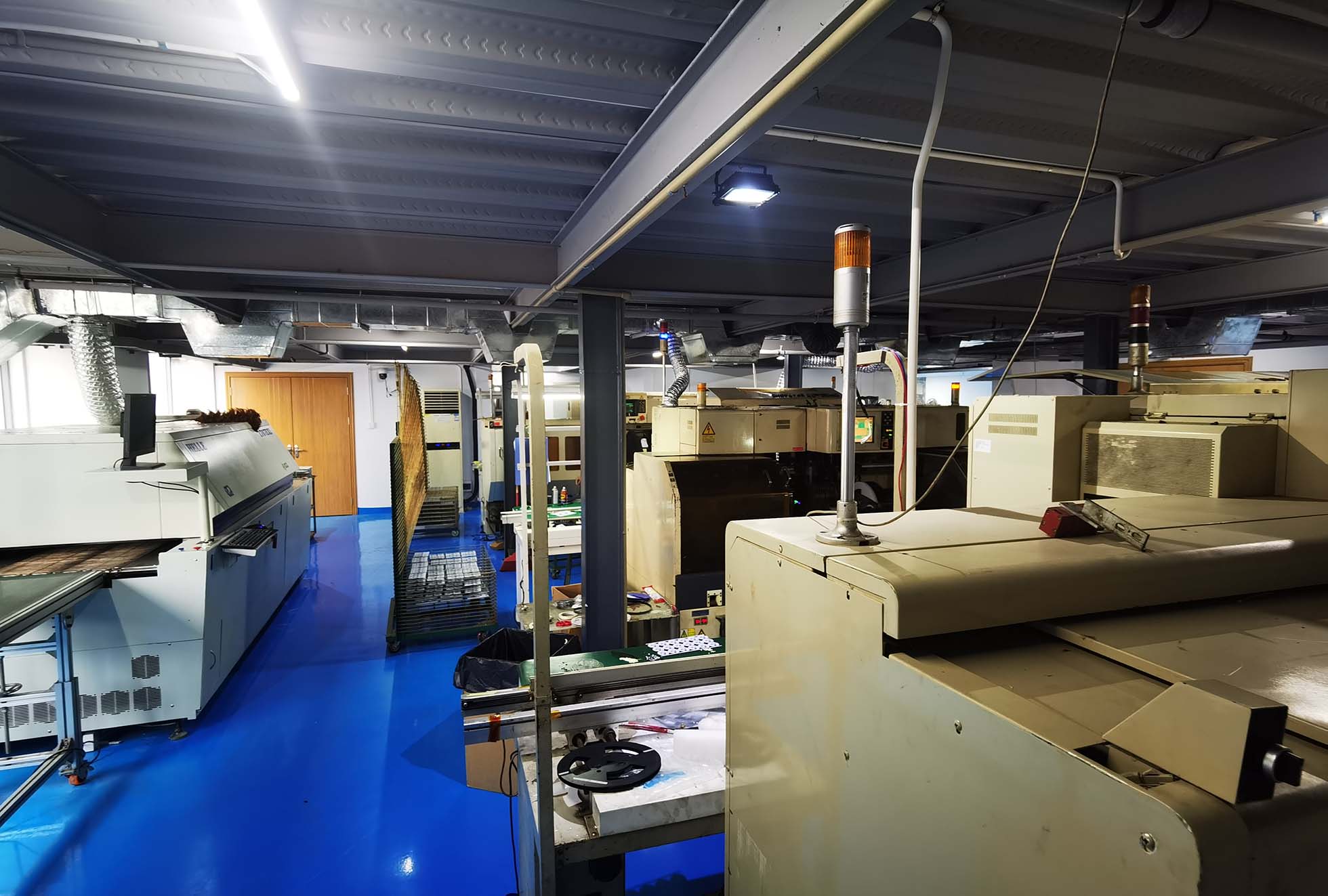 豪门国际官网中山分厂自动化生产车间