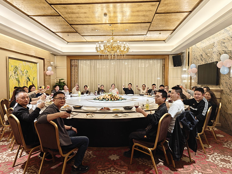 豪门国际官网集团开展2026年 “三八” 女神节庆；疃